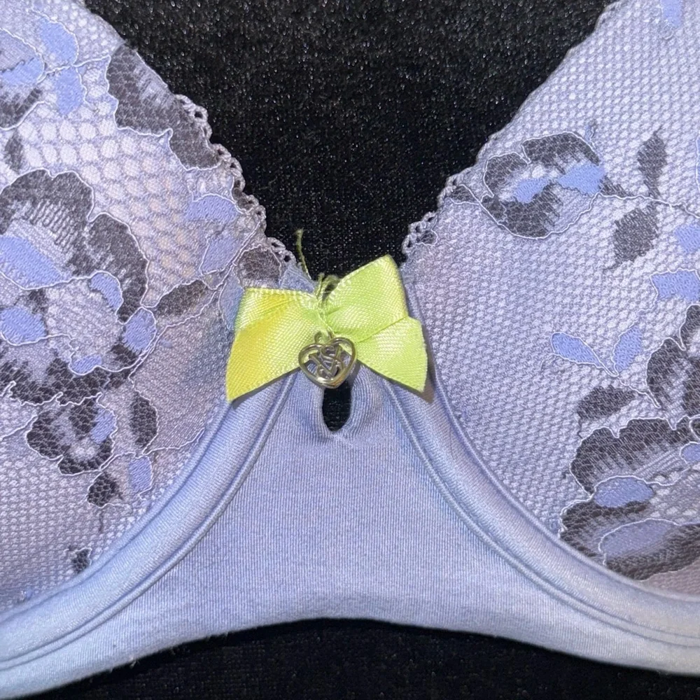 Victoria’s Secret Purple Body By Victoria Lined Demi Convertible Strap Bra 💜